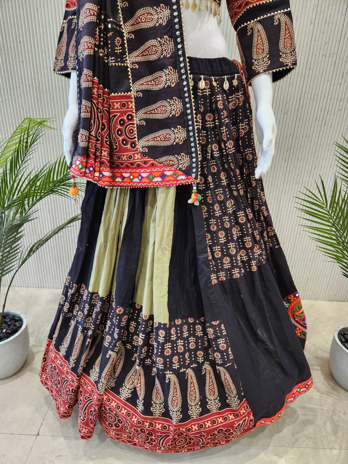 Mahendi Navratri Chaniya Choli