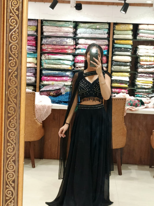 BLACK CROP TOP PLAZO SET